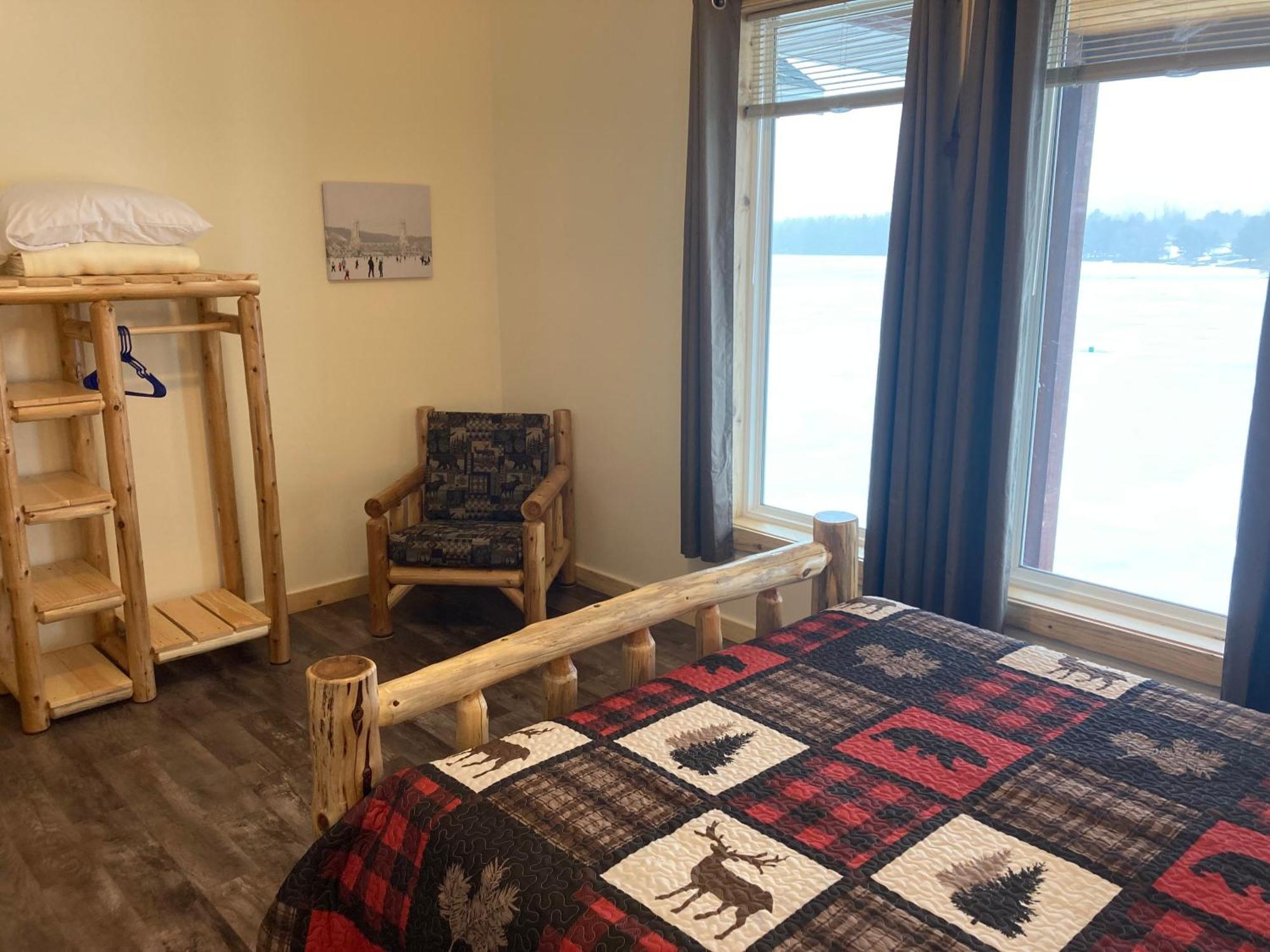 Keweenaw Waters Resort Houghton Eksteriør billede